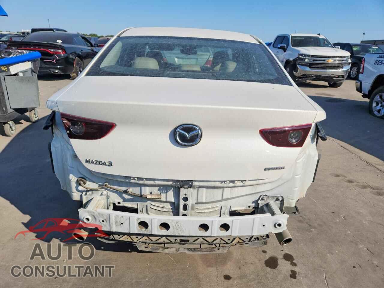 MAZDA 3 2019 - JM1BPACL6K1112055