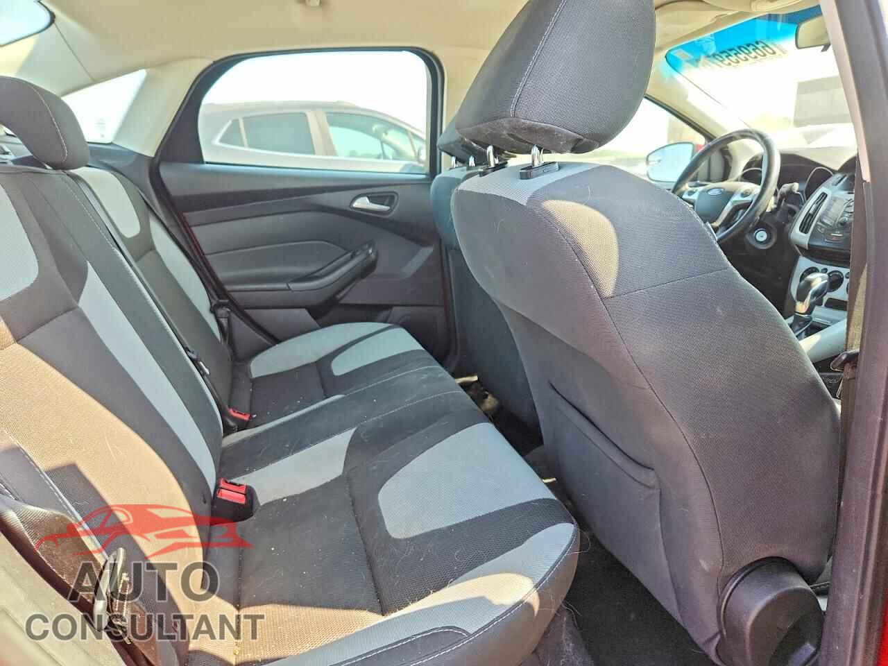 FORD FOCUS 2012 - 1FAHP3F2XCL450370
