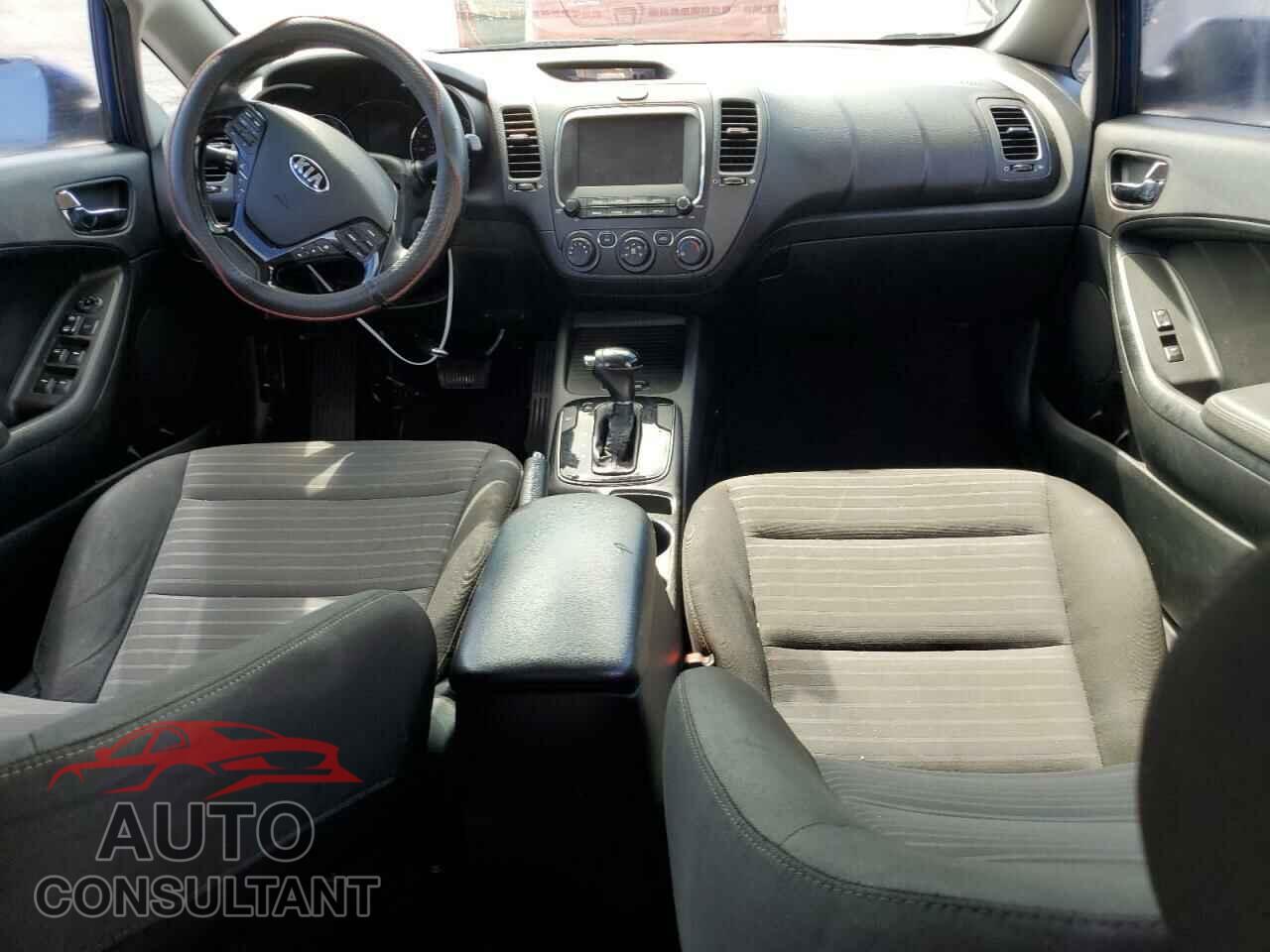 KIA FORTE 2017 - 3KPFL4A70HE018702