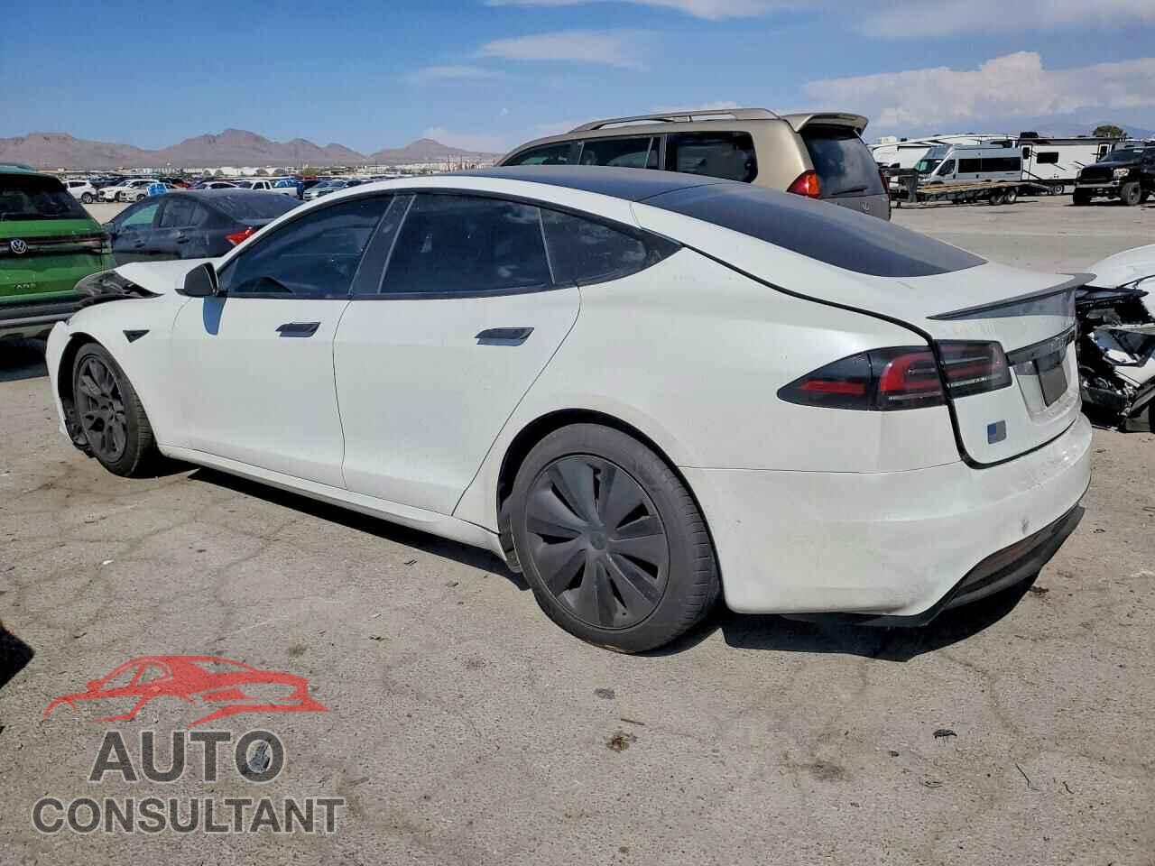 TESLA MODEL S 2024 - 5YJSA1E67RF540517