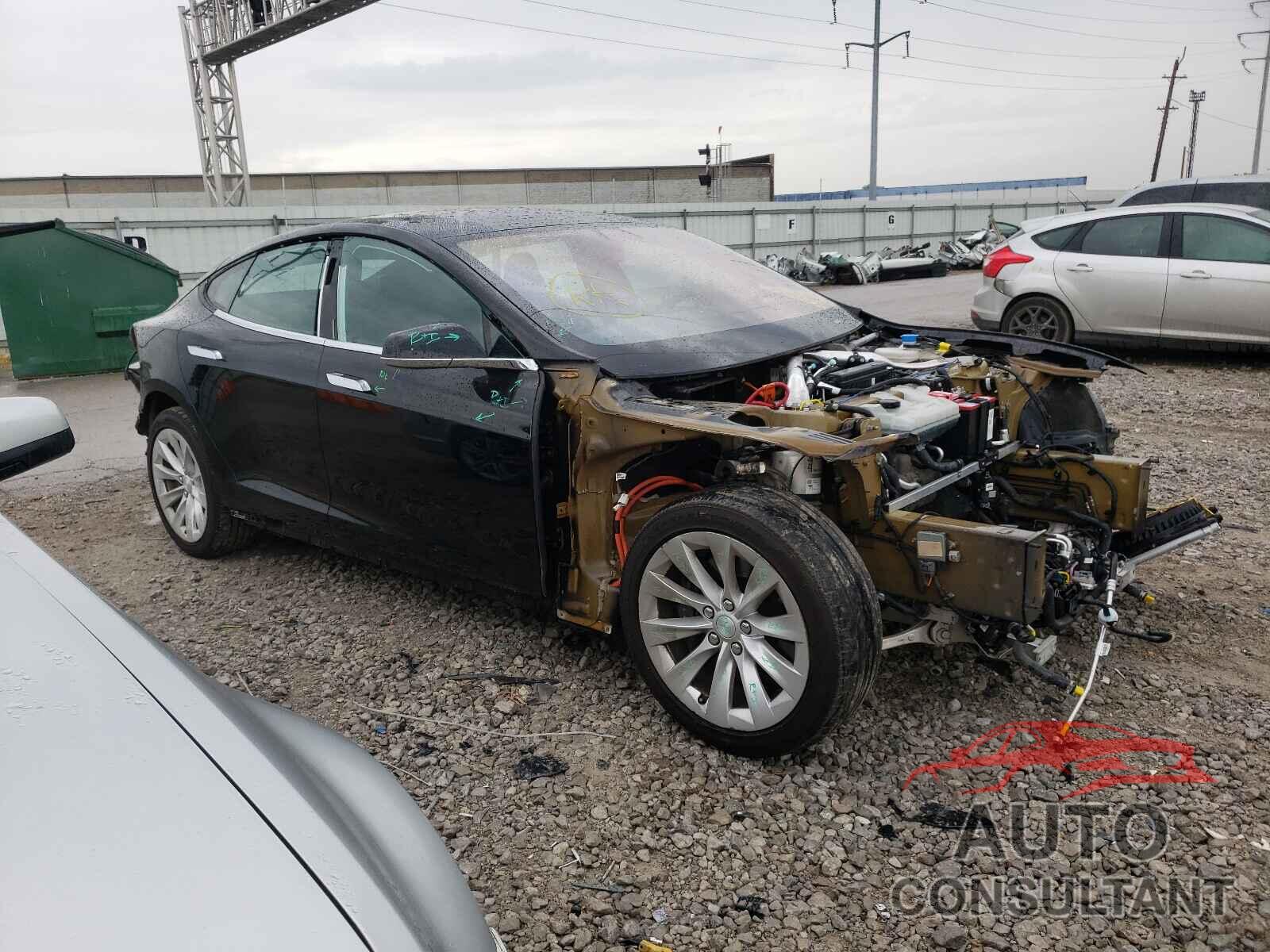 TESLA MODEL S 2018 - 5YJSA1E2XJF27277X