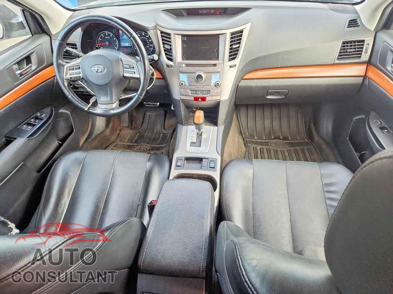 SUBARU OUTBACK 2013 - 4S4BRBLC2D3254468