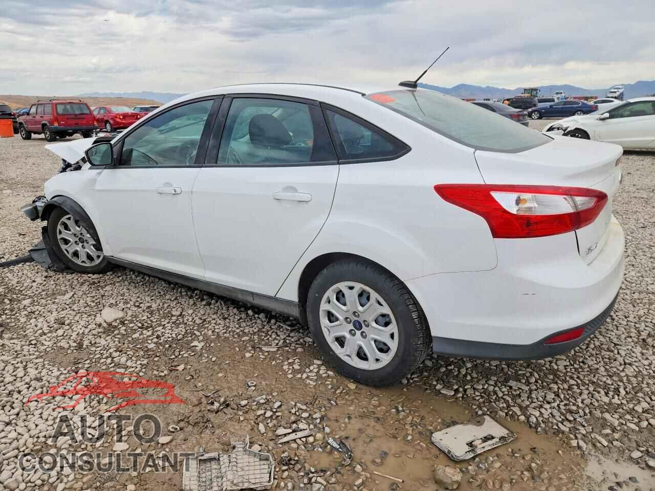 FORD FOCUS 2012 - 1FAHP3F24CL454947