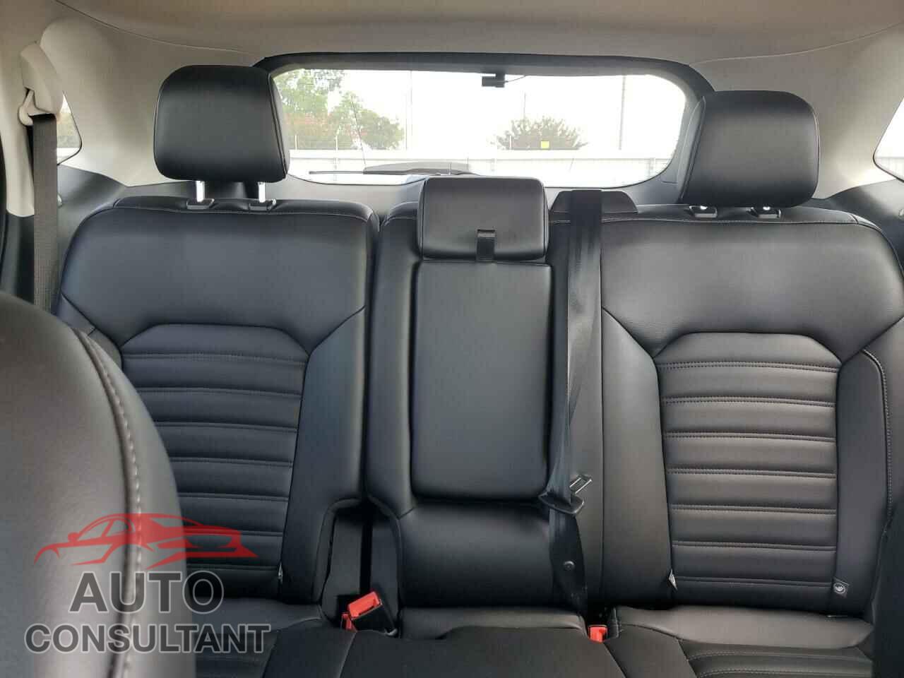 FORD EDGE 2022 - 2FMPK4J93NBA00475