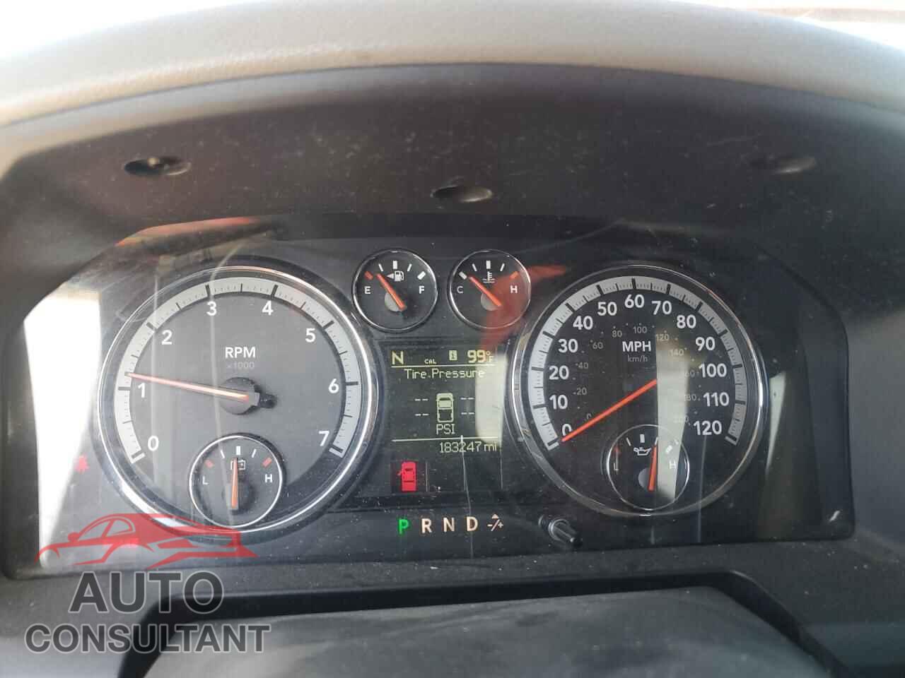 DODGE RAM 1500 2012 - 1C6RD7LT1CS171365