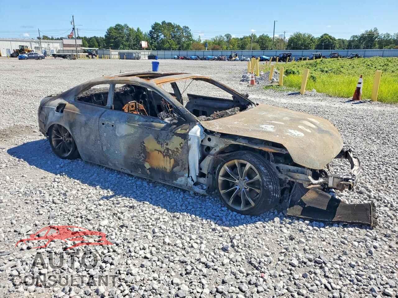 AUDI A5 2013 - WAUCFAFR0DA006384