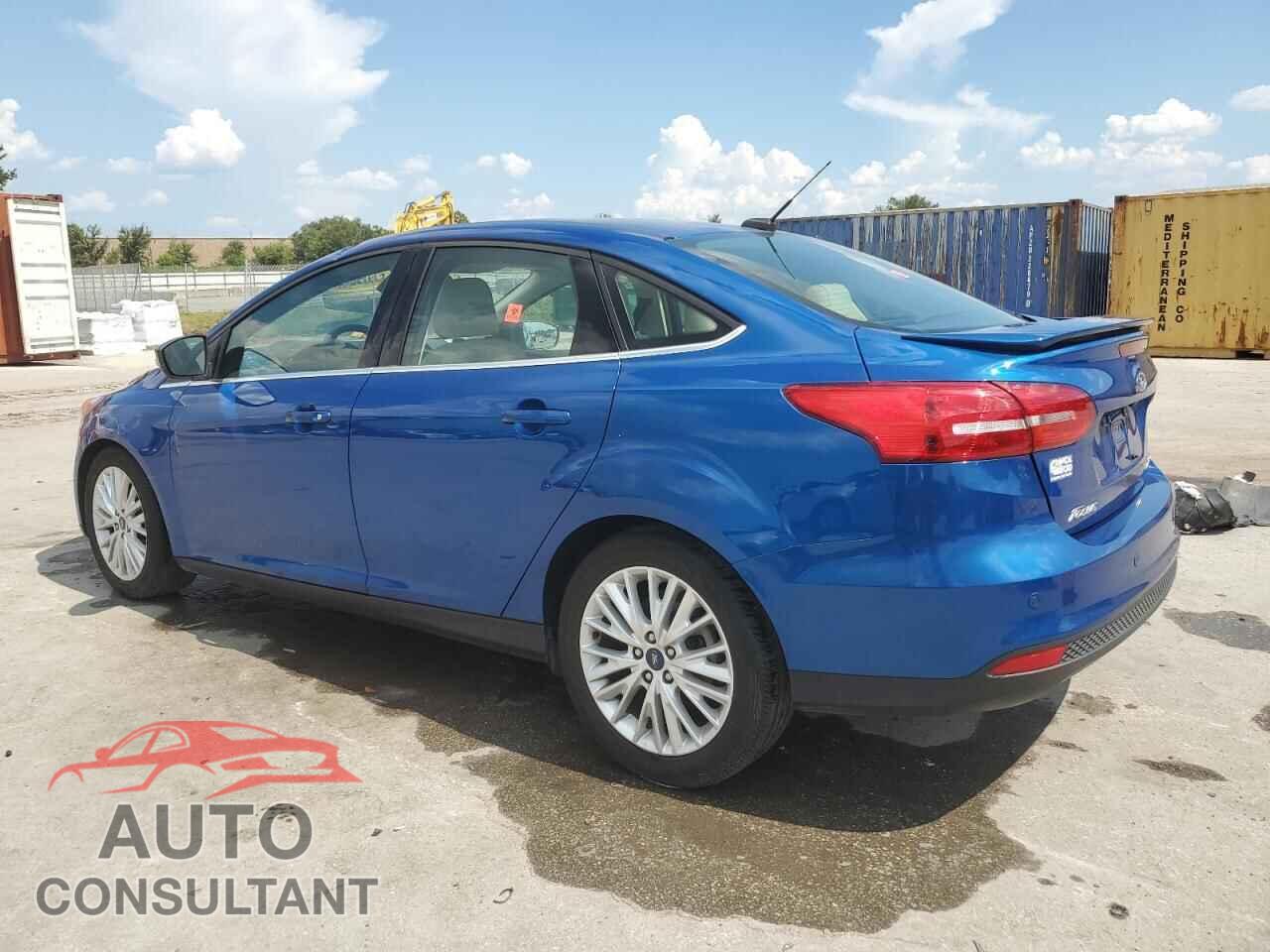 FORD FOCUS 2018 - 1FADP3J26JL308357