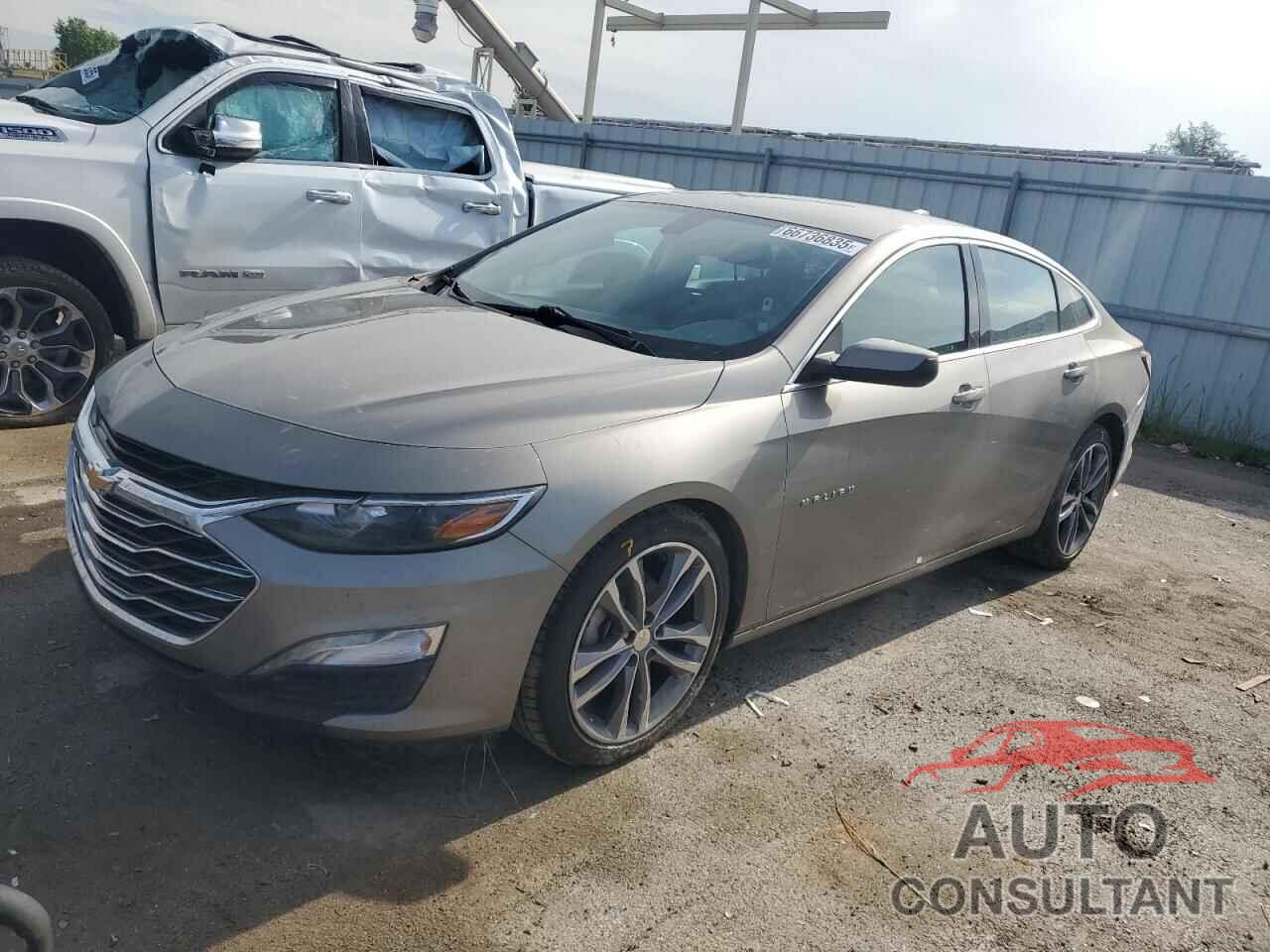 CHEVROLET MALIBU 2022 - 1G1ZD5ST5NF161411