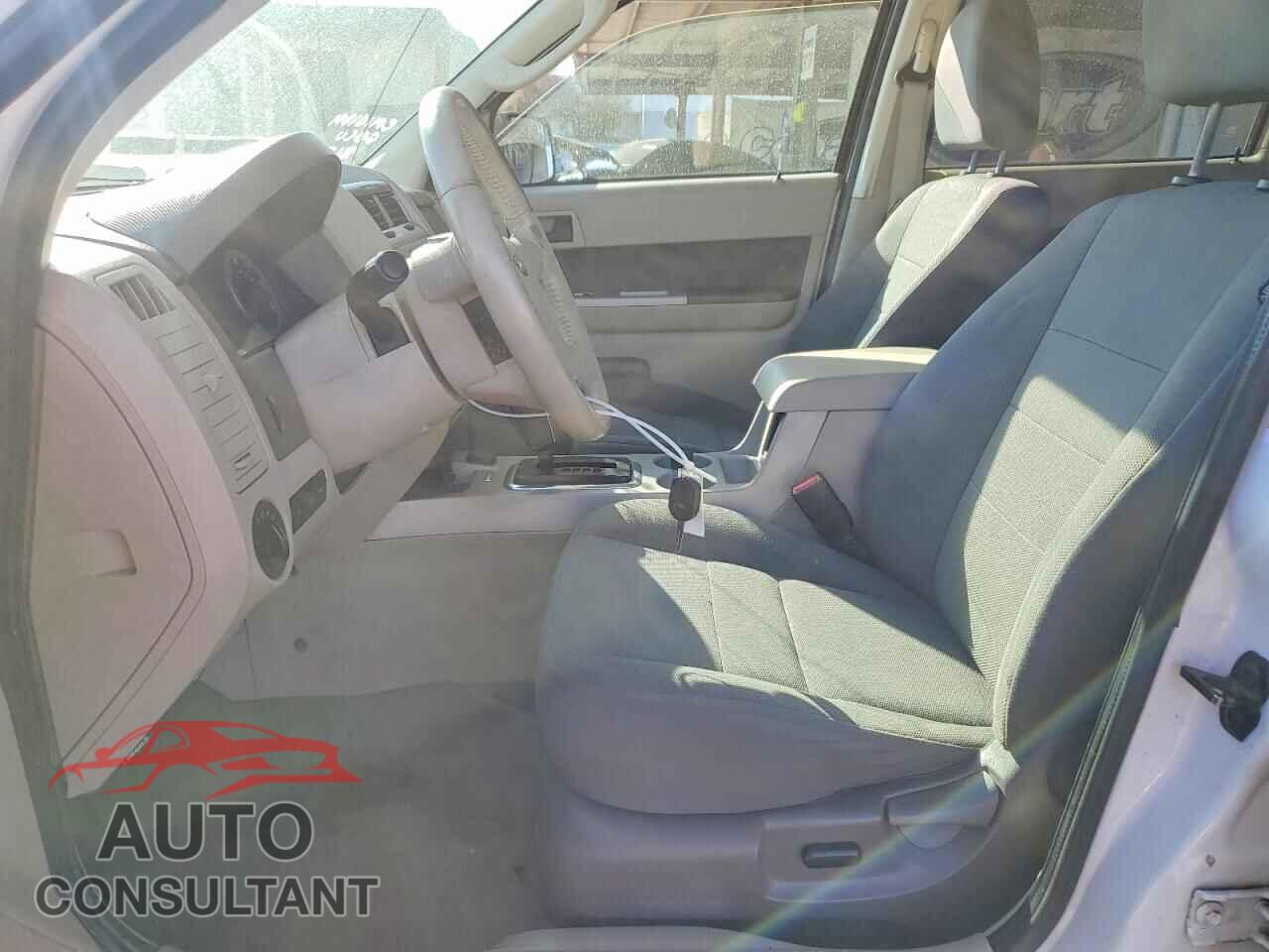 FORD ESCAPE 2010 - 1FMCU4K35AKB30261