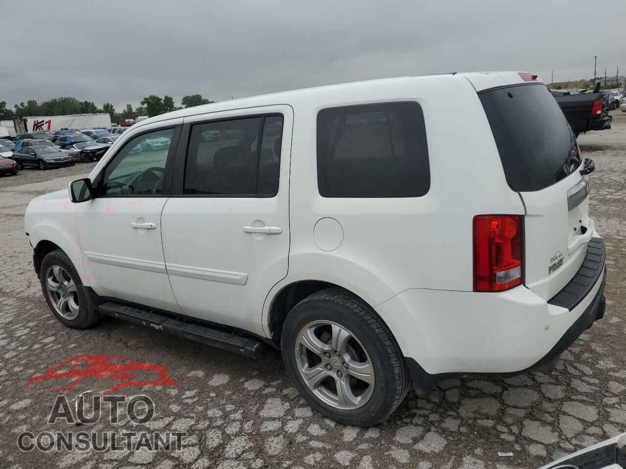 HONDA PILOT 2012 - 5FNYF4H40CB083581