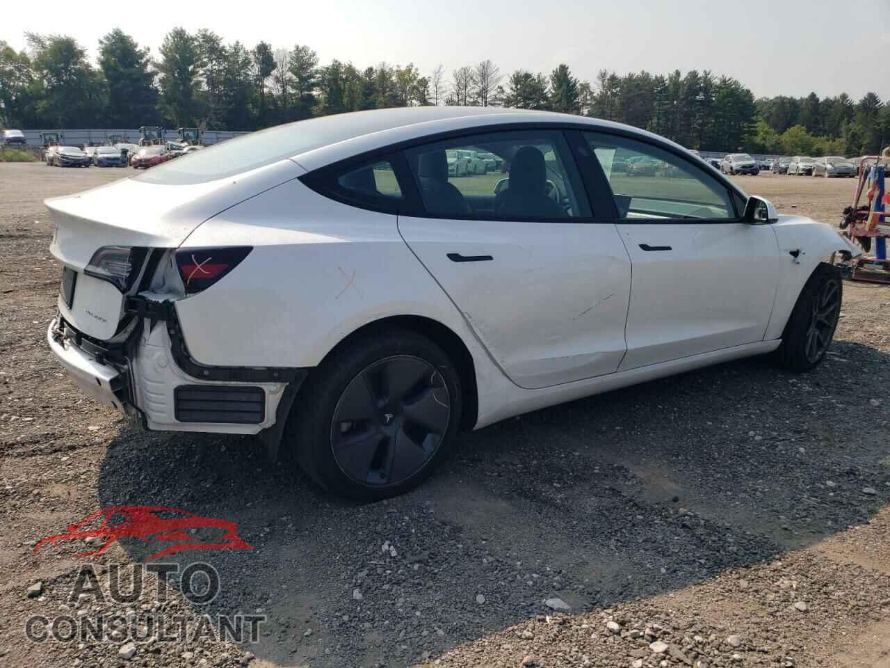 TESLA MODEL 3 2022 - 5YJ3E1EB4NF121489