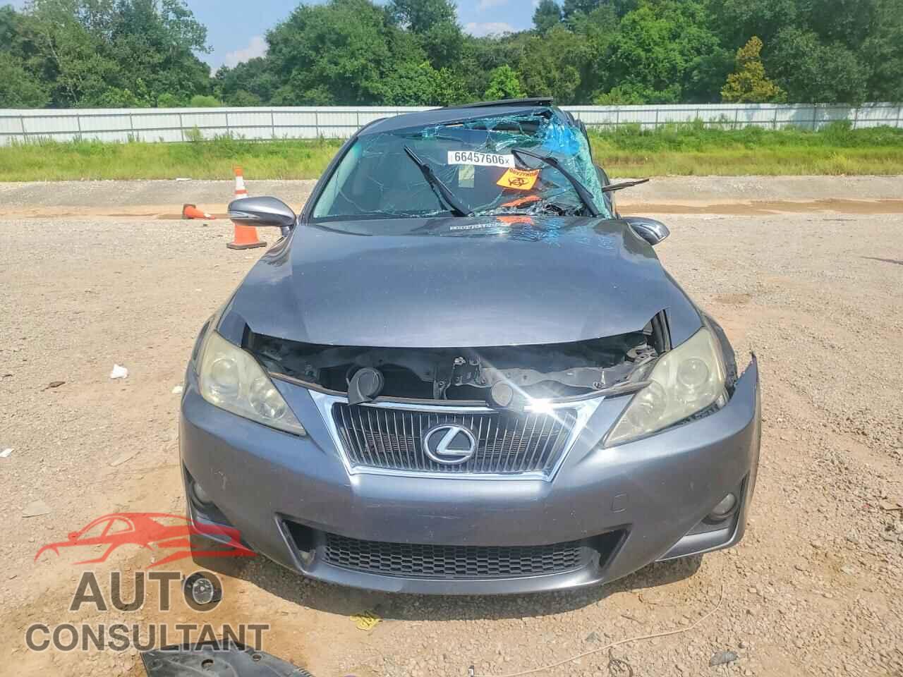 LEXUS IS 2012 - JTHBF5C24C5158557
