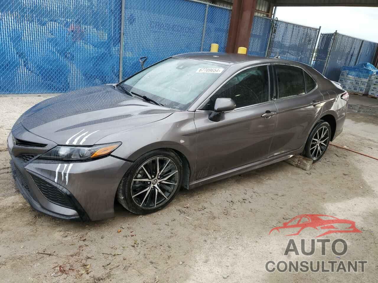 TOYOTA CAMRY 2023 - 4T1G11AK5PU821806