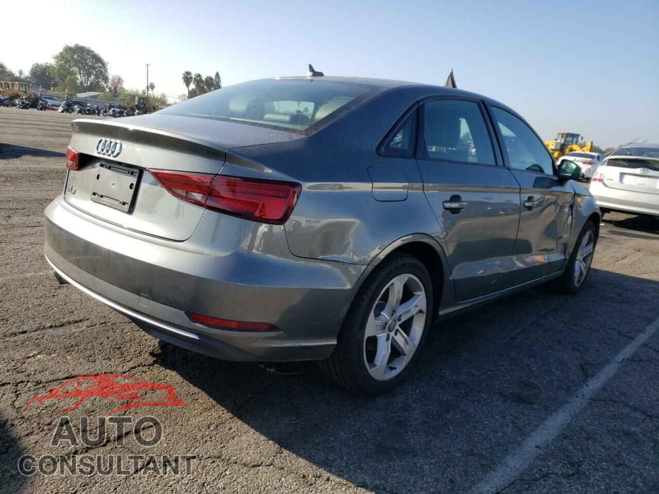 AUDI A3 2017 - WAUAUGFF1H1039986