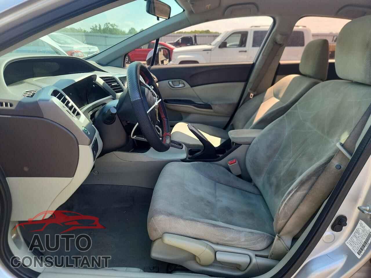 HONDA CIVIC 2012 - 2HGFB2F56CH559153