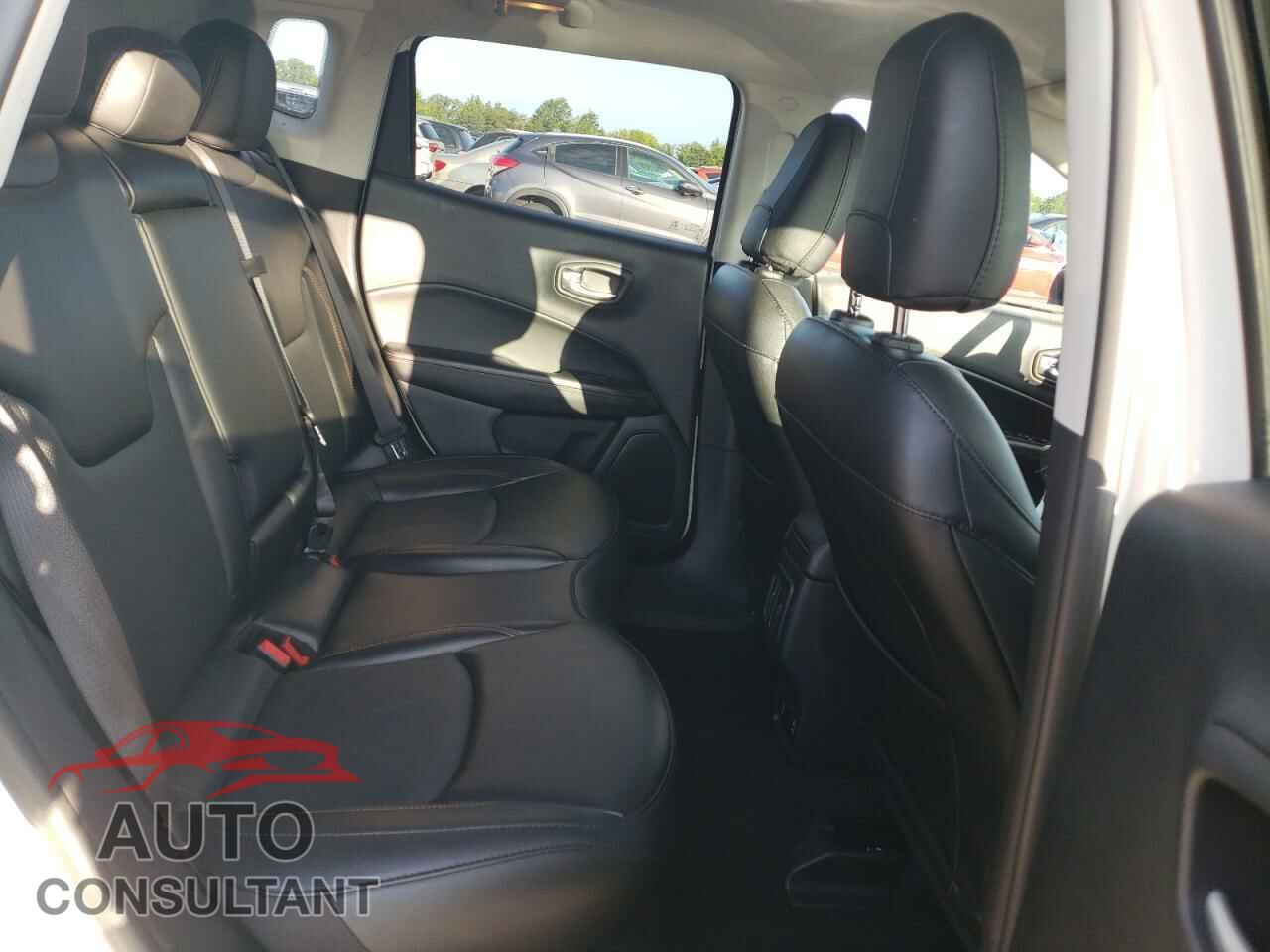 JEEP COMPASS 2021 - 3C4NJDCB3MT528485