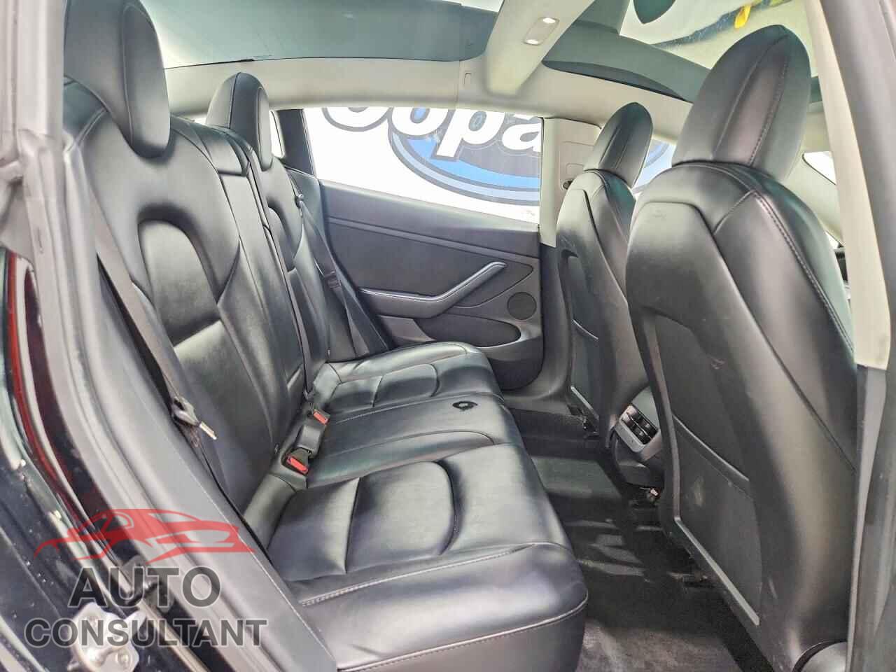TESLA MODEL 3 2022 - 5YJ3E1EA5NF290864