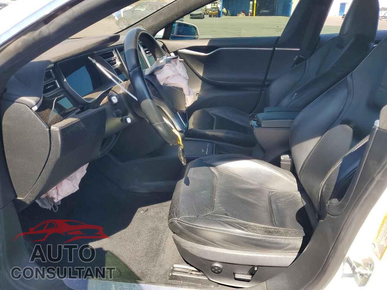 TESLA MODEL S 2015 - 5YJSA1S2XFF093372