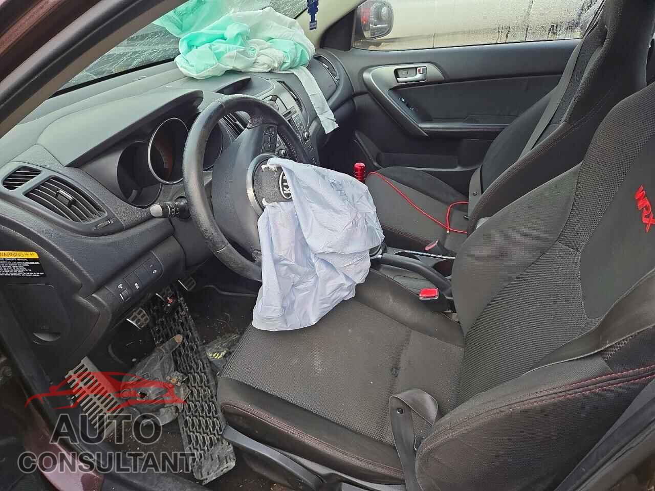 KIA FORTE 2011 - KNAFW4A32B5342058