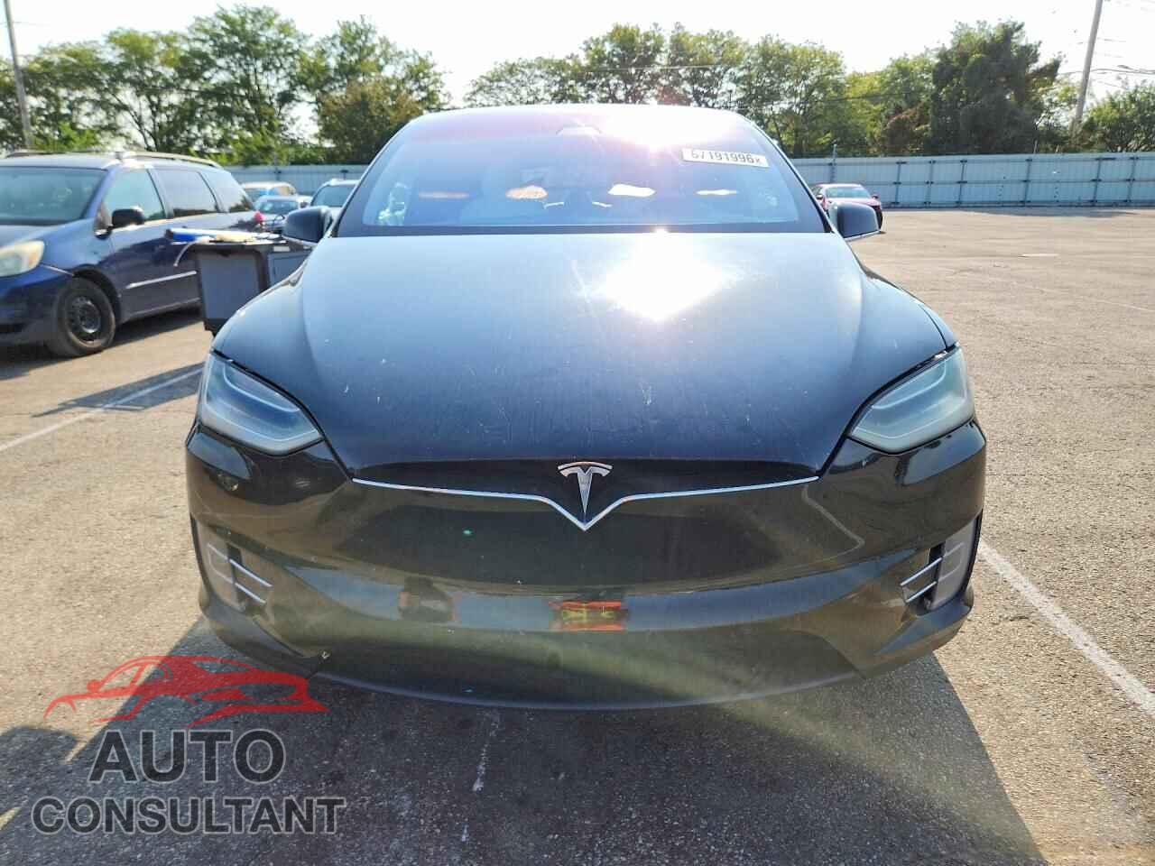TESLA MODEL X 2017 - 5YJXCAE24HF050290