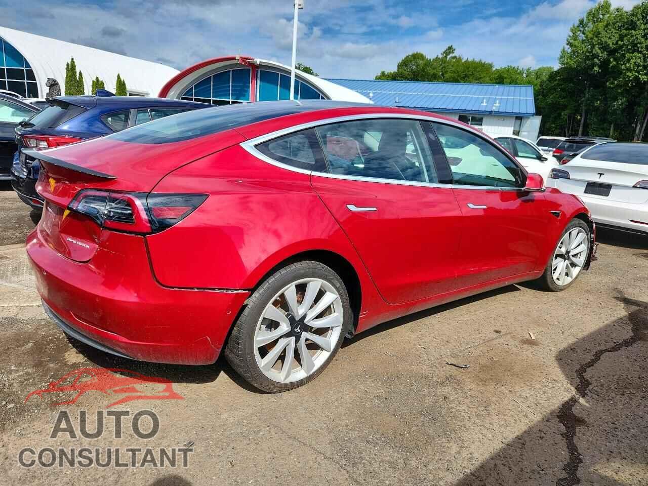 TESLA MODEL 3 2018 - 5YJ3E1EB5JF146136