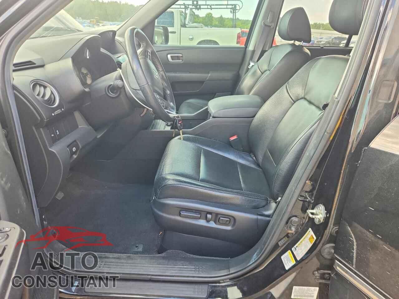 HONDA PILOT 2012 - 5FNYF3H94CB008467