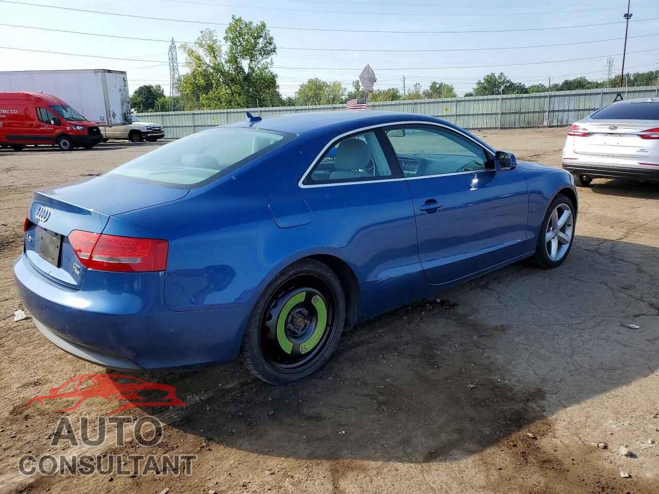 AUDI A5 2010 - WAULFAFR0AA064359