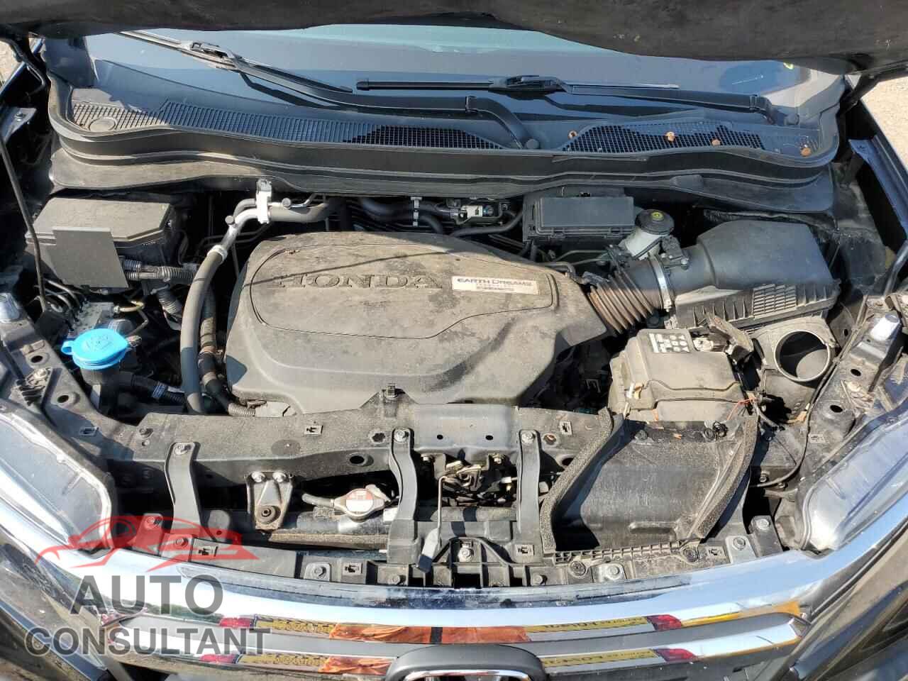 HONDA RIDGELINE 2018 - 5FPYK3F5XJB005668