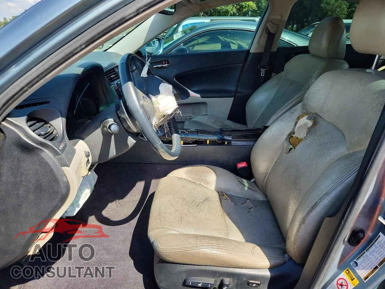LEXUS IS 2010 - JTHBF5C27A5113304