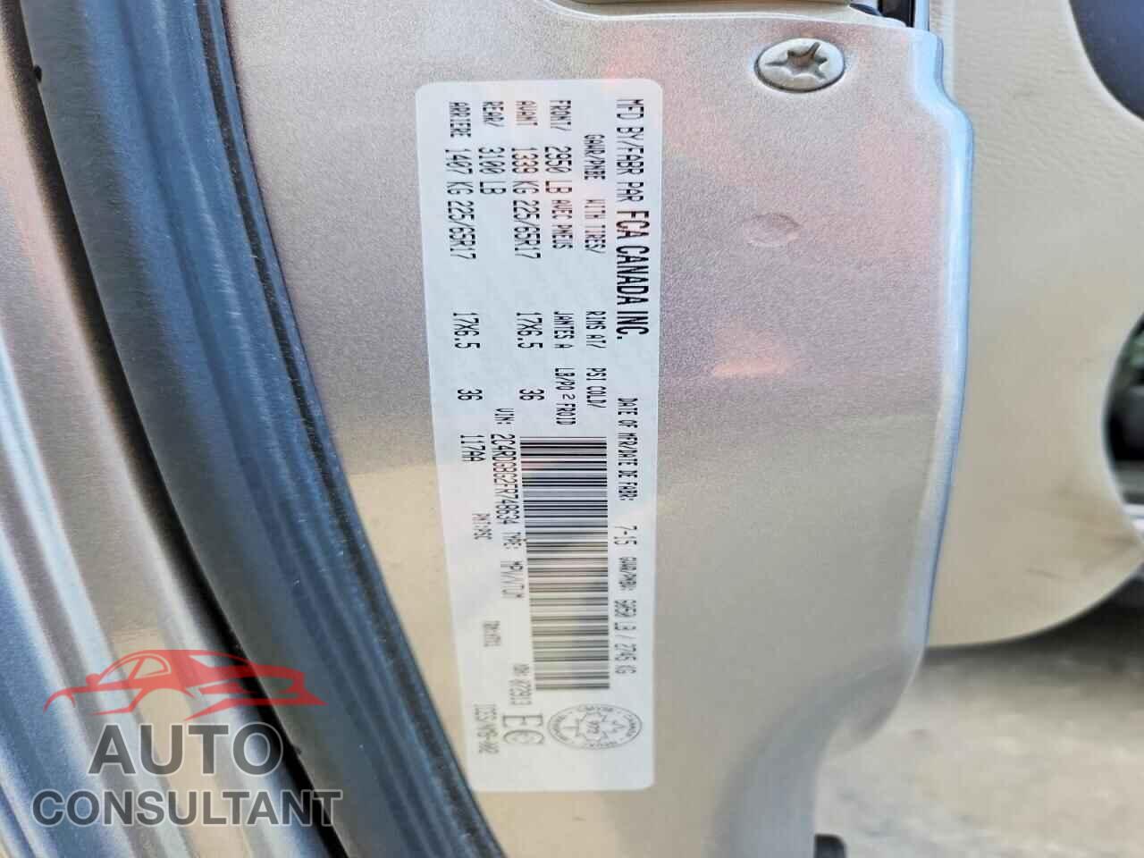 DODGE CARAVAN 2015 - 2C4RDGBG2FR748634