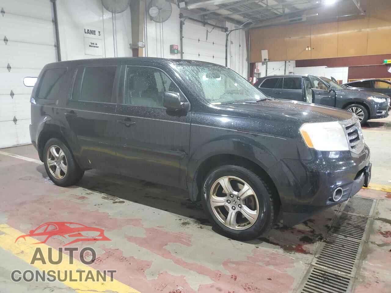HONDA PILOT 2015 - 5FNYF4H47FB016559