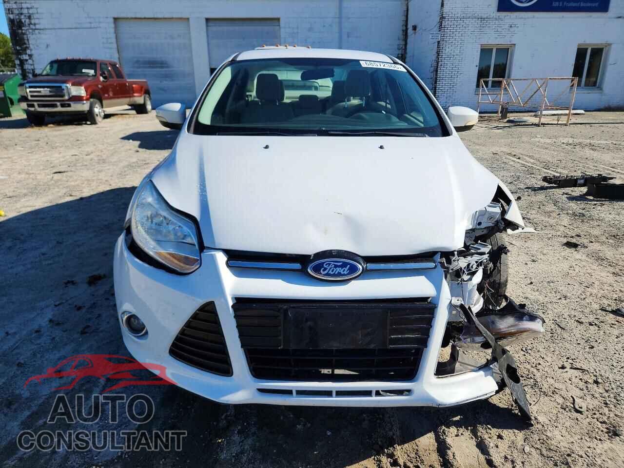 FORD FOCUS 2012 - 1FAHP3H26CL363546