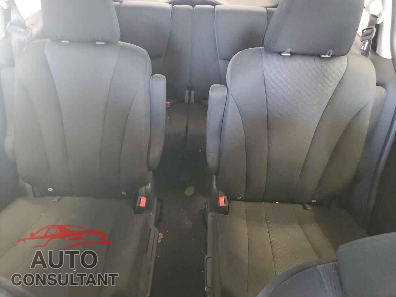 MAZDA 5 2013 - JM1CW2CL1D0150895