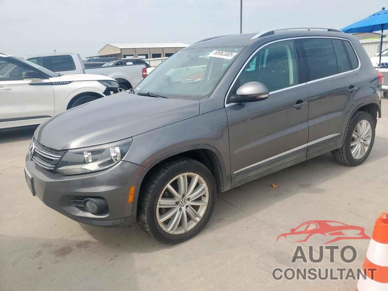 VOLKSWAGEN TIGUAN 2013 - WVGAV7AX8DW534291