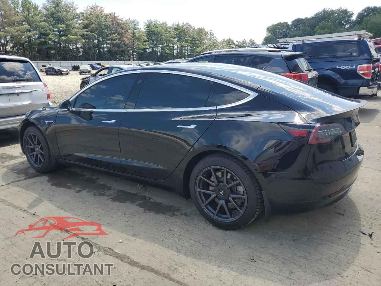 TESLA MODEL 3 2019 - 5YJ3E1EAXKF395444