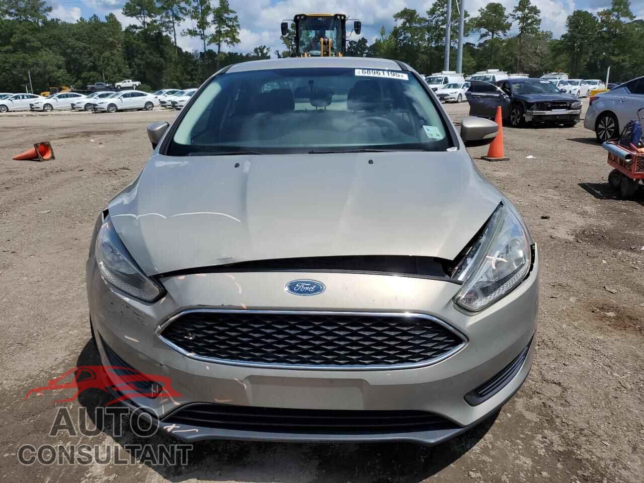 FORD FOCUS 2016 - 1FADP3F26GL376580