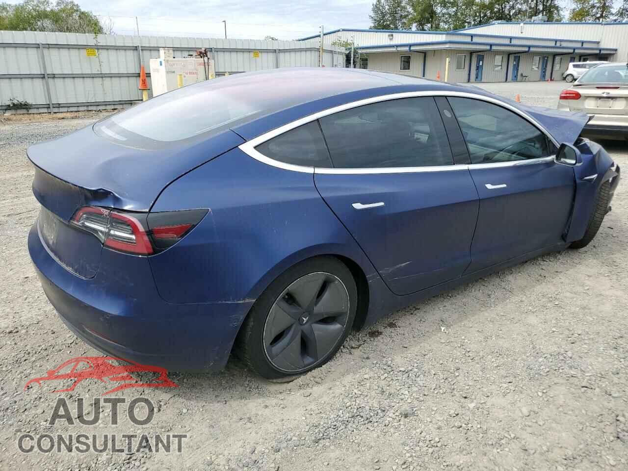 TESLA MODEL 3 2018 - 5YJ3E1EA1JF039205