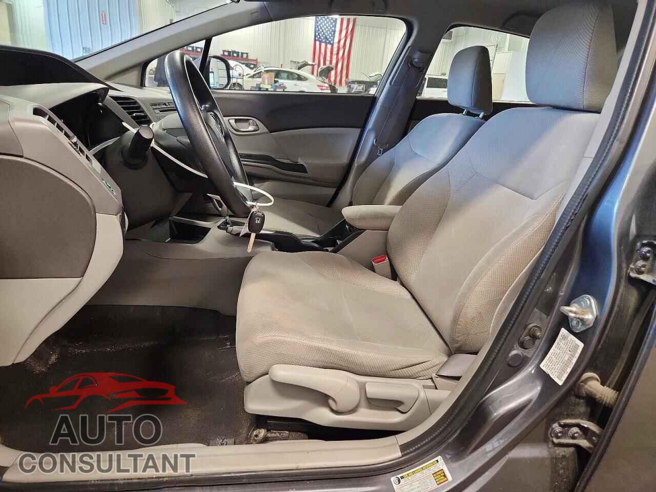 HONDA CIVIC 2012 - 19XFB2F55CE085612