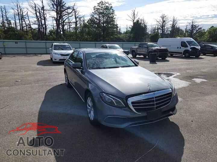 MERCEDES-BENZ E-CLASS 2019 - WDDZF4KB4KA507532