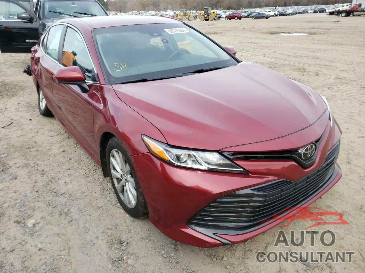 TOYOTA CAMRY 2018 - 4T1B11HK7JU629228