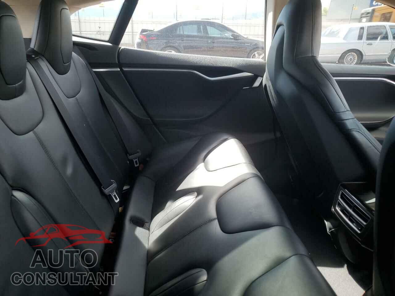 TESLA MODEL S 2015 - 5YJSA1H24FF094413