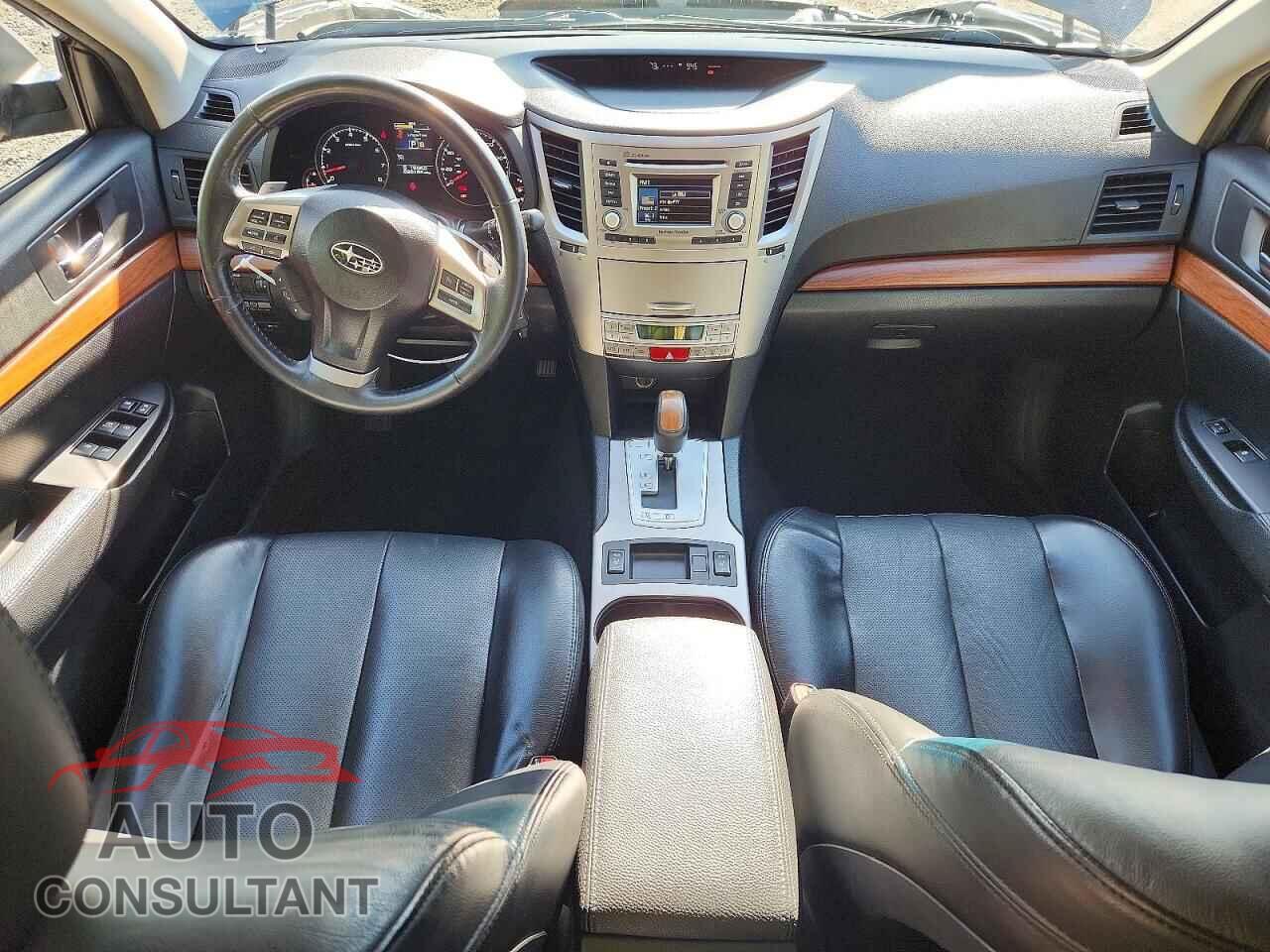 SUBARU OUTBACK 2014 - 4S4BRBLC9E3285136
