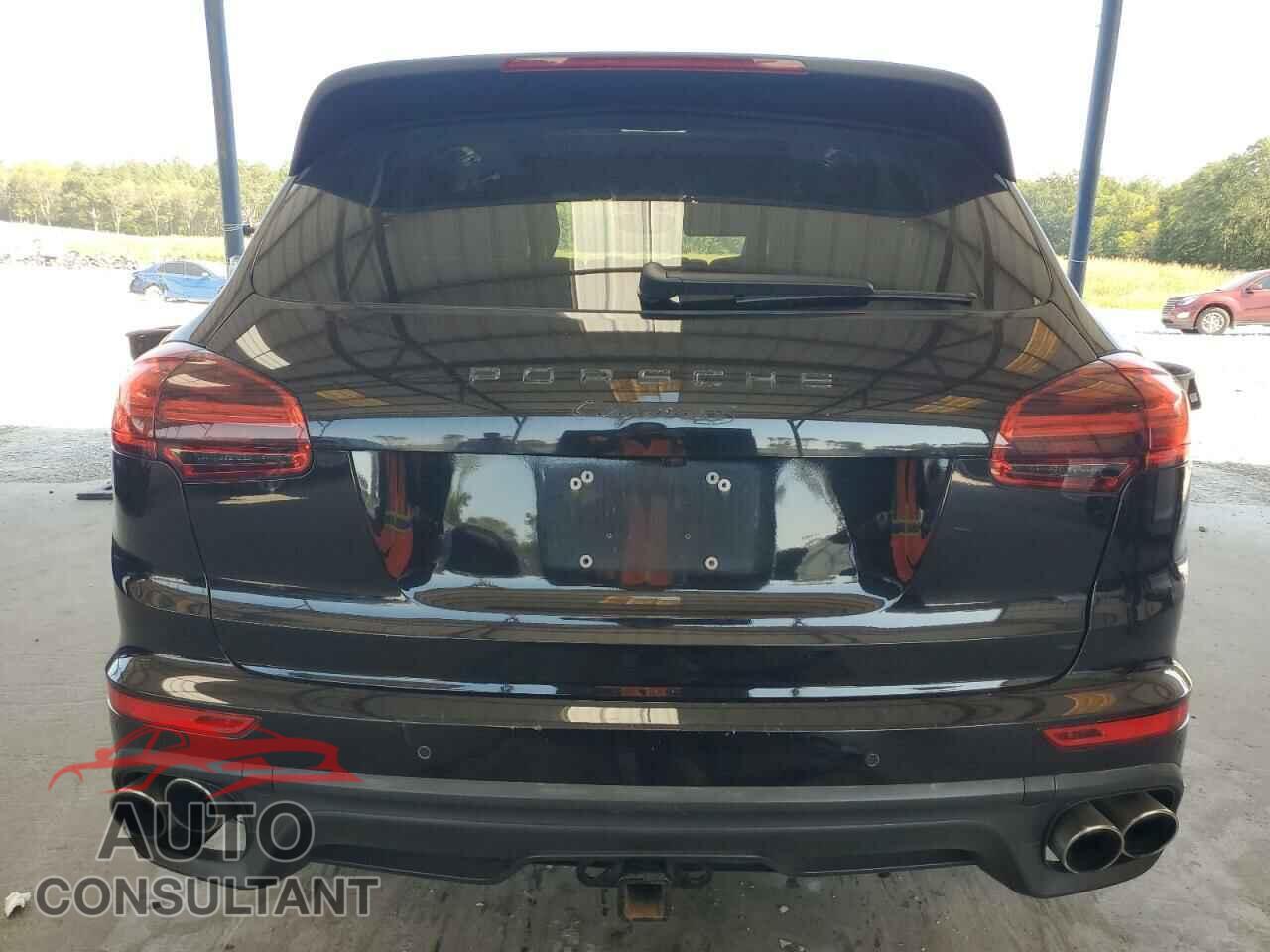 PORSCHE CAYENNE 2018 - WP1AB2A20JLA60448
