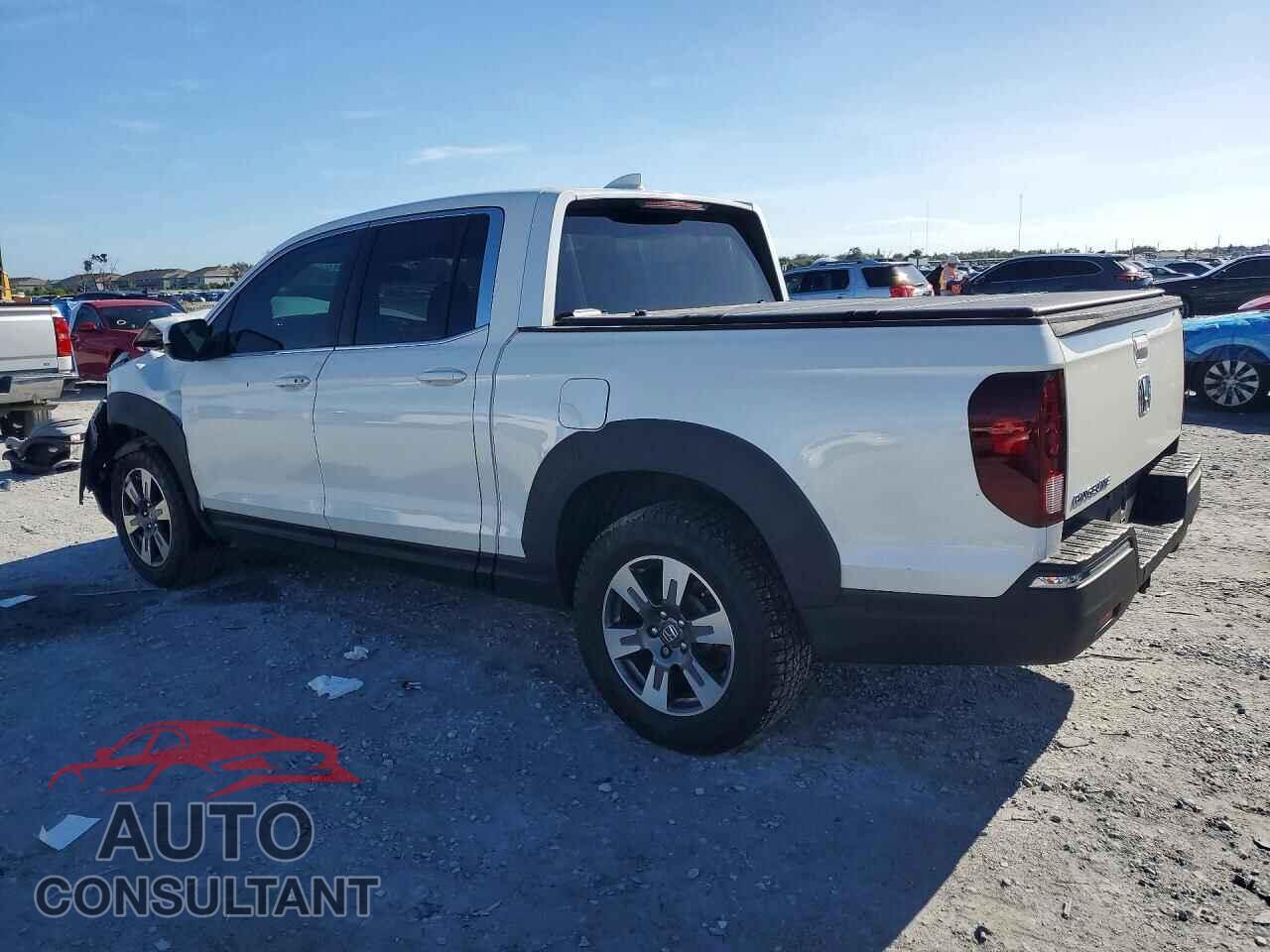 HONDA RIDGELINE 2017 - 5FPYK2F62HB009002