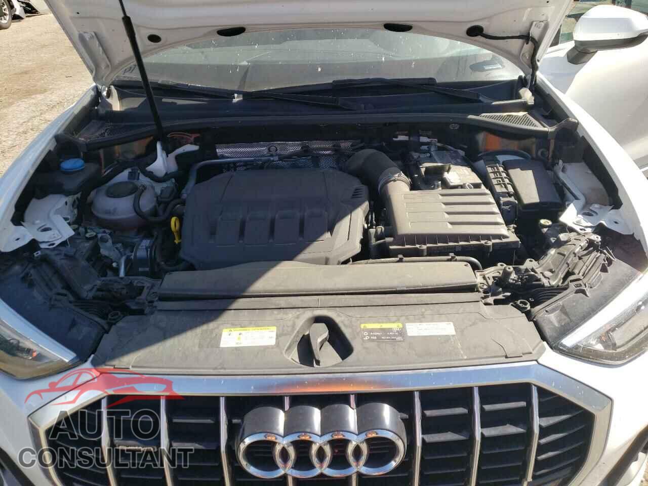 AUDI Q3 2022 - WA1DECF30N1051077