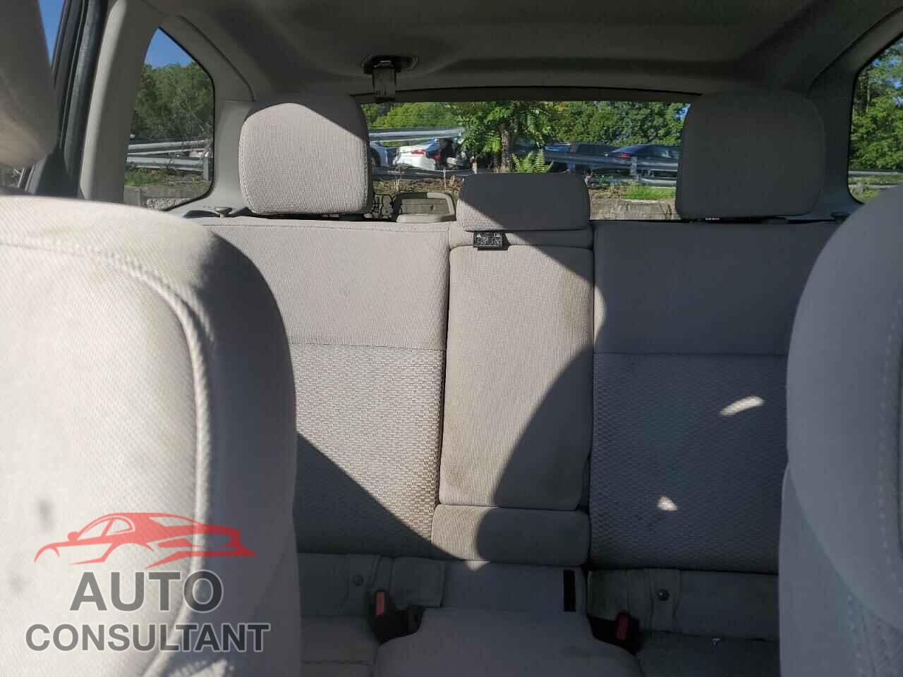 SUBARU FORESTER 2016 - JF2SJADC3GH542089