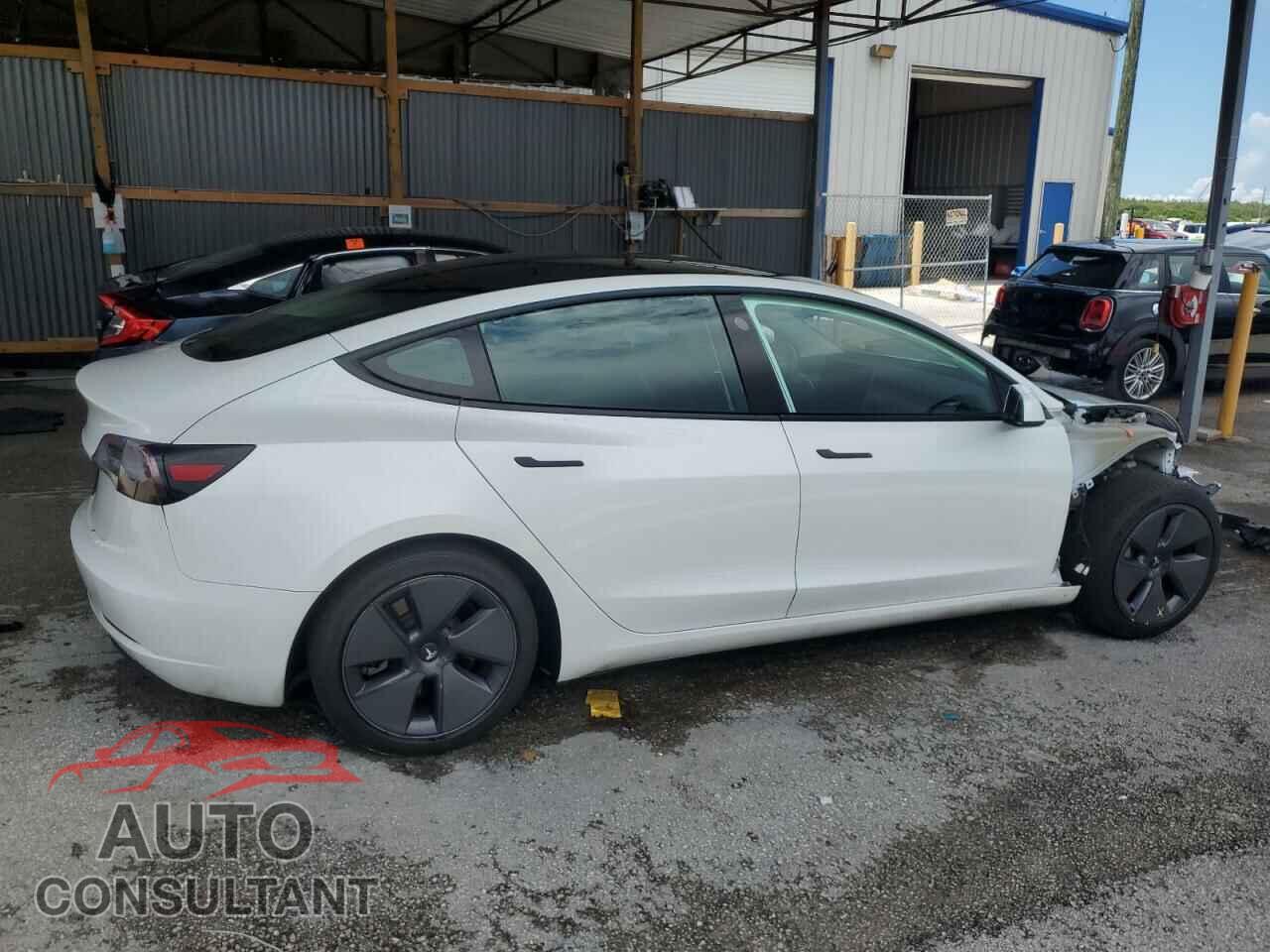 TESLA MODEL 3 2023 - 5YJ3E1EA0PF453083