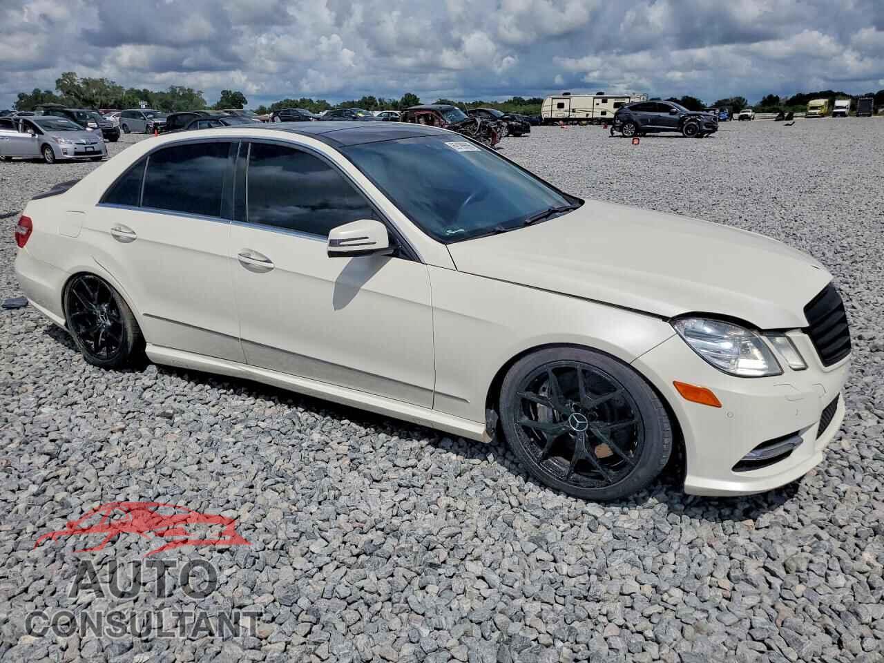 MERCEDES-BENZ E-CLASS 2012 - WDDHF9BB3CA544050