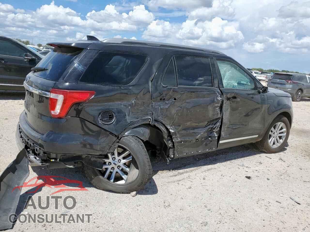 FORD EXPLORER 2017 - 1FM5K7D87HGD99707