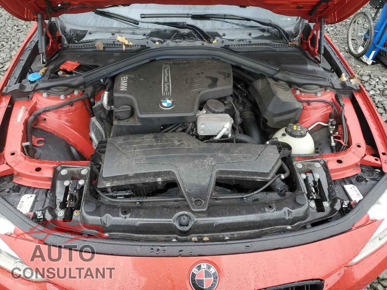 BMW 3 SERIES 2016 - WBA8E3G54GNU05246